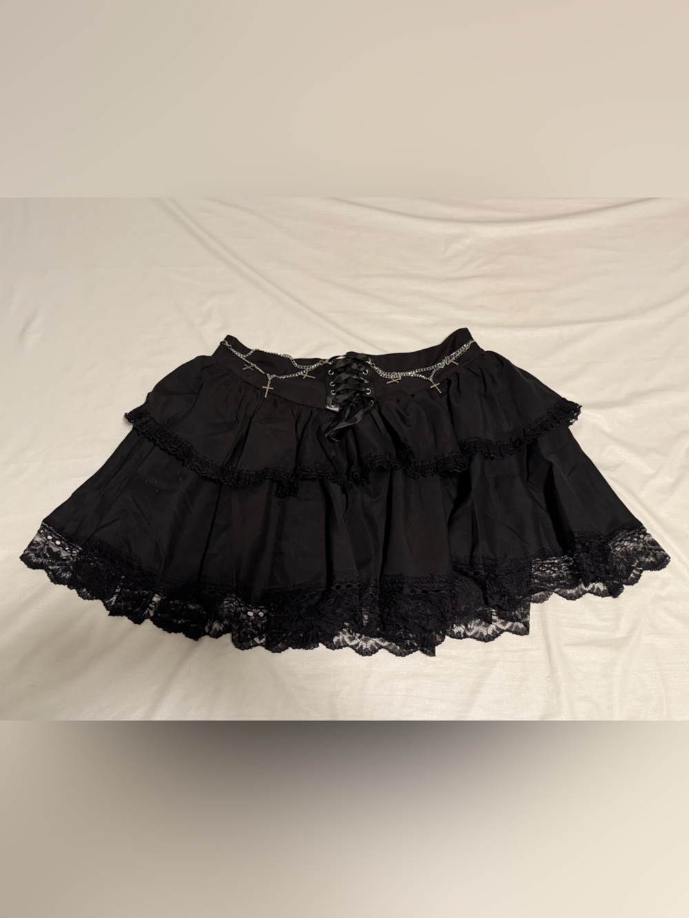 Black Goth Lace-Trim Mini Skirt with Detachable Chain